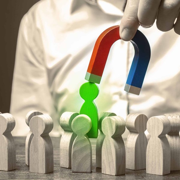 Quels critères prendre en compte pour trouver un traducteur assermenté qualifié pour vos documents officiels ?